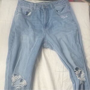 American Eagle Light Wash Distressed Jeans Size 4 Short Mid Rise